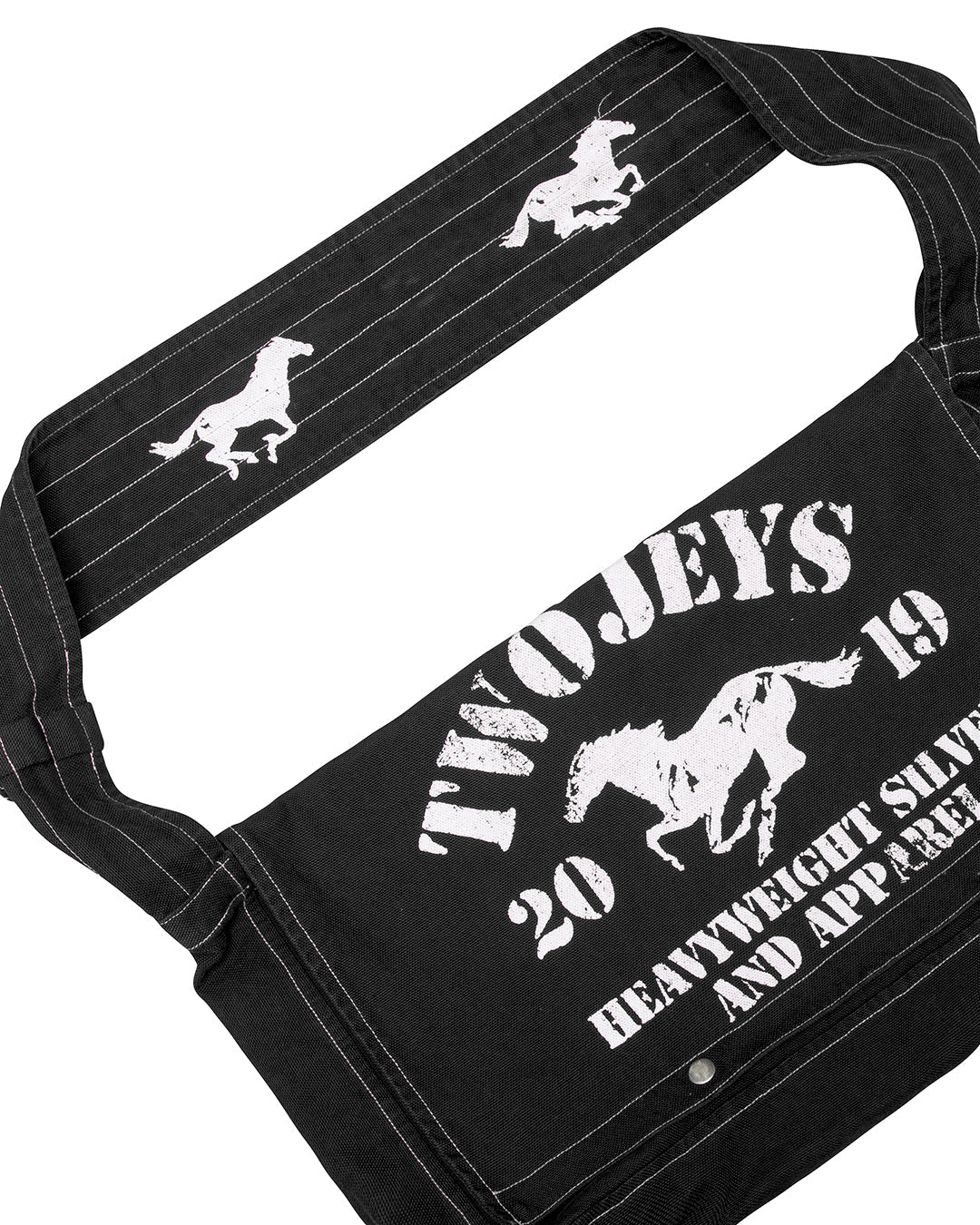 Sterling Messenger Bag Black