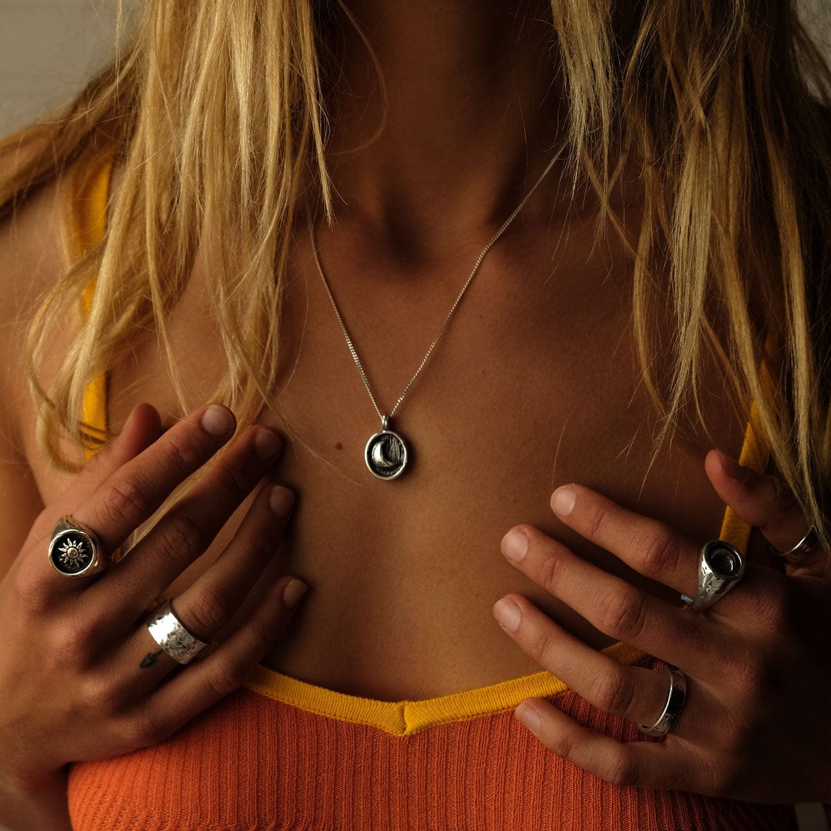Twojeys Day&Night Necklace